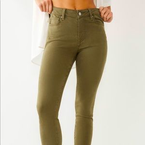 Stretch Skinny Jeans
